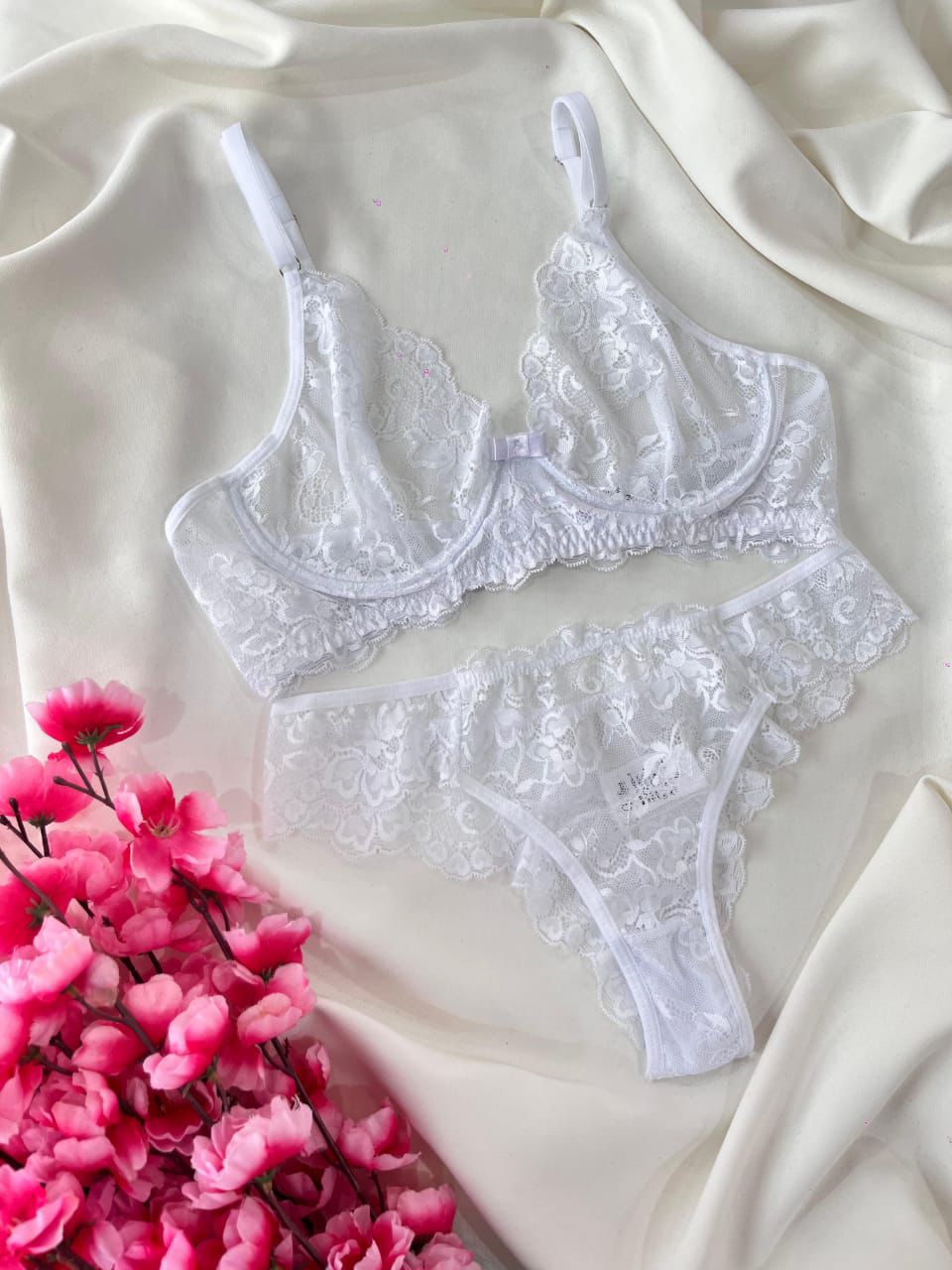 Conjunto de Renda Sem Bojo Branco