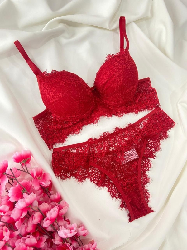 Conjunto de Renda Vermelho